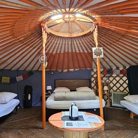 Campsite Yourte 4 Personnes Proche Provins Et